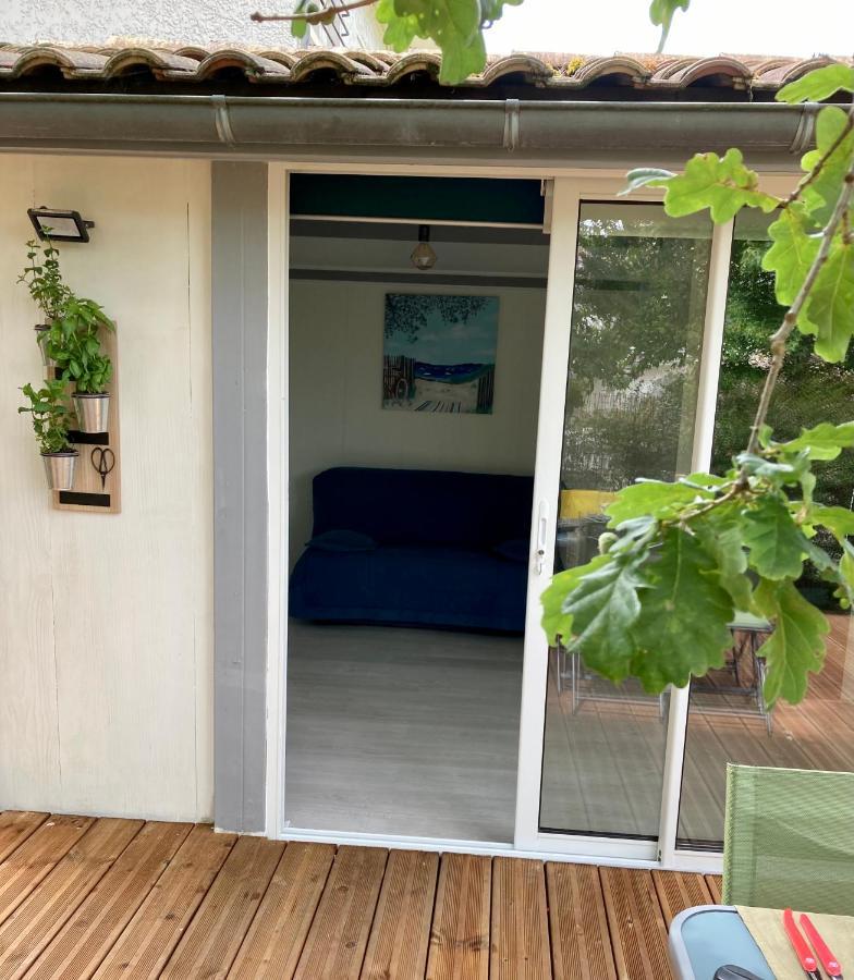Charmant Chalet Avec Une Grande Terrasse Au Pyla La Teste-de-Buch Exterior photo