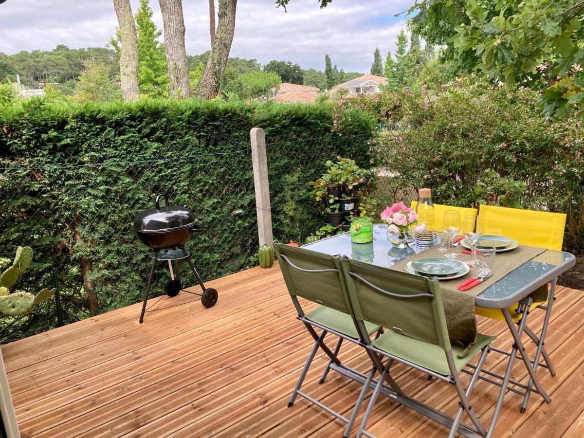 Charmant Chalet Avec Une Grande Terrasse Au Pyla La Teste-de-Buch Exterior photo