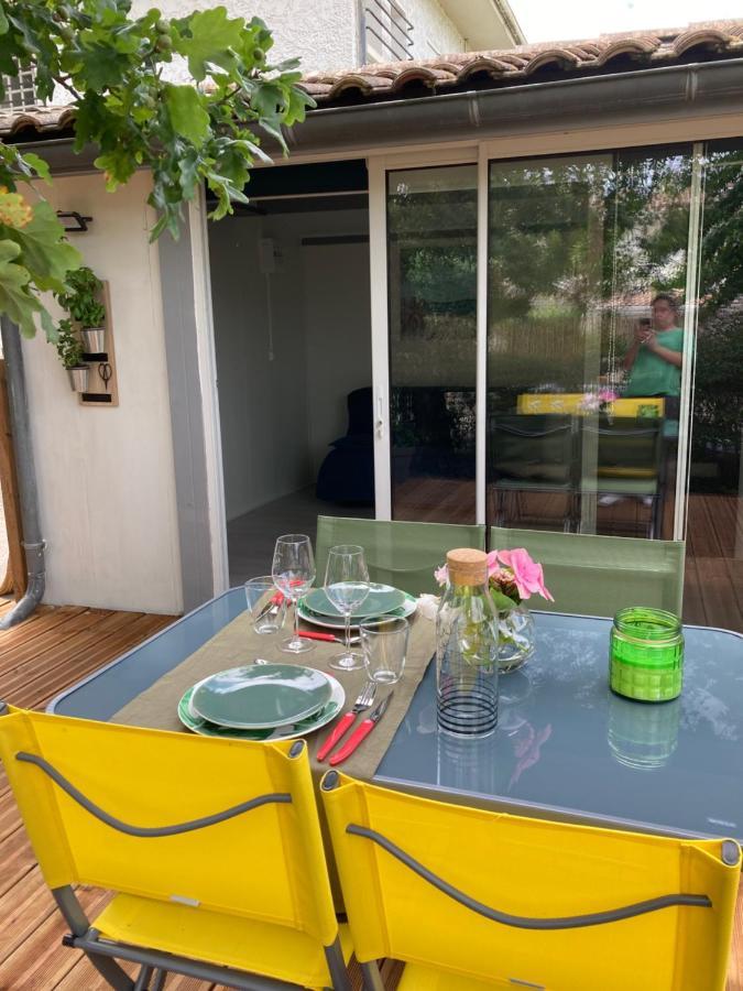 Charmant Chalet Avec Une Grande Terrasse Au Pyla La Teste-de-Buch Exterior photo